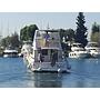 Book yachts online - motorboat - Riviera 48 - Marina - rent
