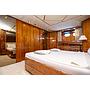 Book yachts online - motorboat - San Lorenzo 72 - Barbarossa Moratti - rent