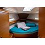 Book yachts online - sailboat - Sun Odyssey 419 - IZZI - rent