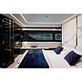 Book yachts online - motorboat - Explorer 62 Fly - Blue Moon - rent