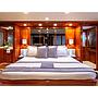 Book yachts online - motorboat - Posillipo Technema 95S - Divine - rent