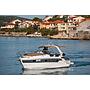 Book yachts online - motorboat - Bavaria 32 Sport - Dora - rent