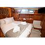 Book yachts online - motorboat - Motoryacht - Sea Breeze II - rent