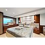Book yachts online - motorboat - Princess 68 - Jako - rent