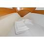 Book yachts online - sailboat - Beneteau Cyclades 39.3 - Helena - rent