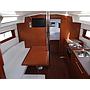 Book yachts online - sailboat - OCEANIS 38.1 BT - AURA - rent