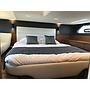 Book yachts online - motorboat - Bavaria R40 FLY - STEP TWO - rent