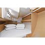Book yachts online - False - Elan 350 - X-Ray - rent